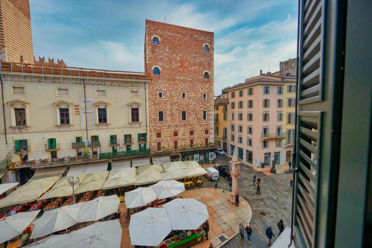Apartmentsarena - Suite Mercatorum - Piazza Erbe Verona Kültér fotó