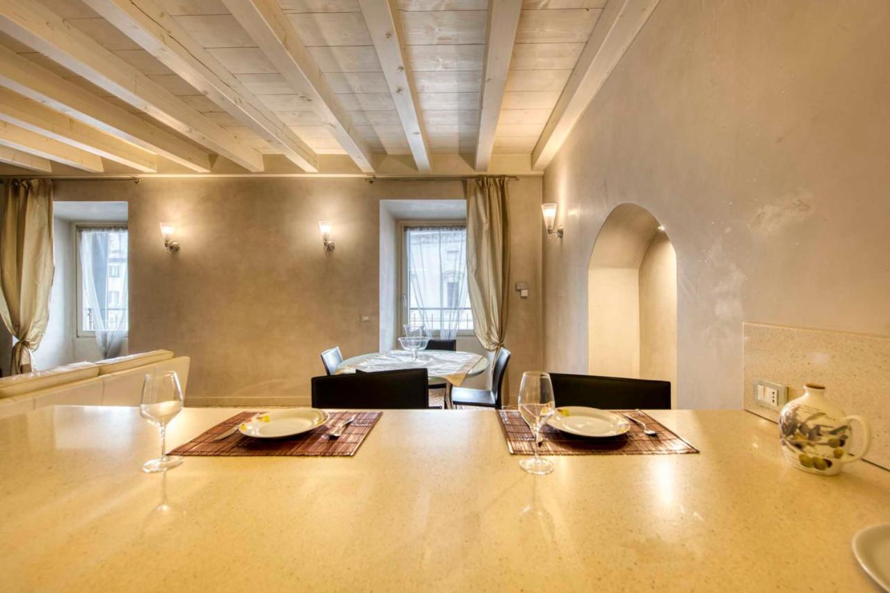 Apartmentsarena - Suite Mercatorum - Piazza Erbe Verona Kültér fotó