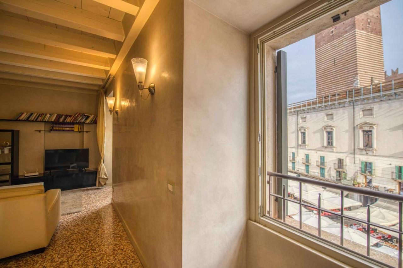 Apartmentsarena - Suite Mercatorum - Piazza Erbe Verona Kültér fotó
