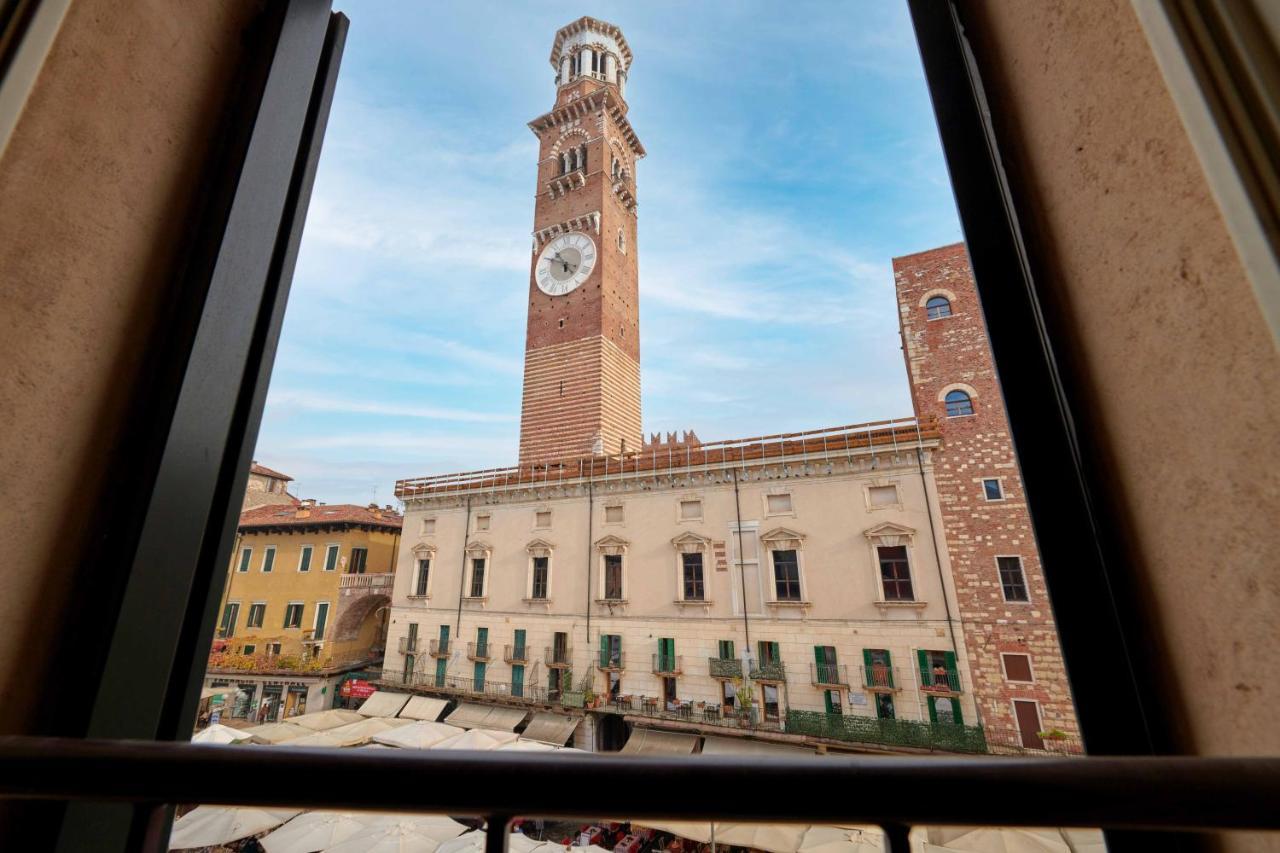 Apartmentsarena - Suite Mercatorum - Piazza Erbe Verona Kültér fotó